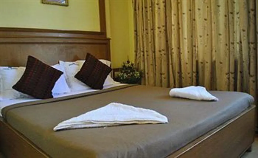 Hotel Roopa Mysore
