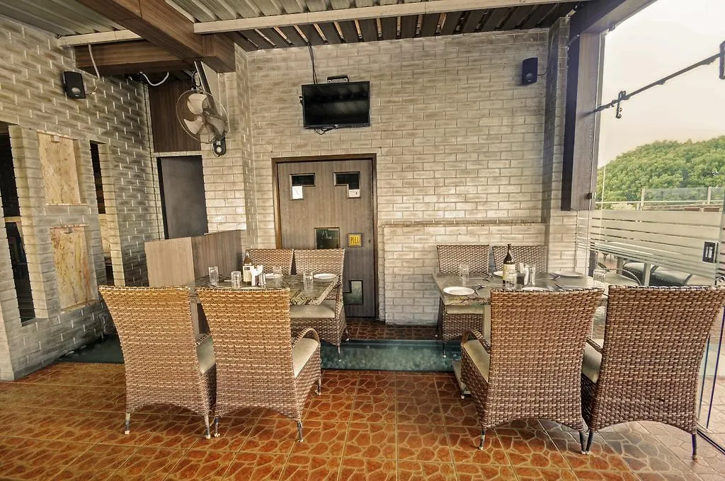 Hotel Roopa Mysore